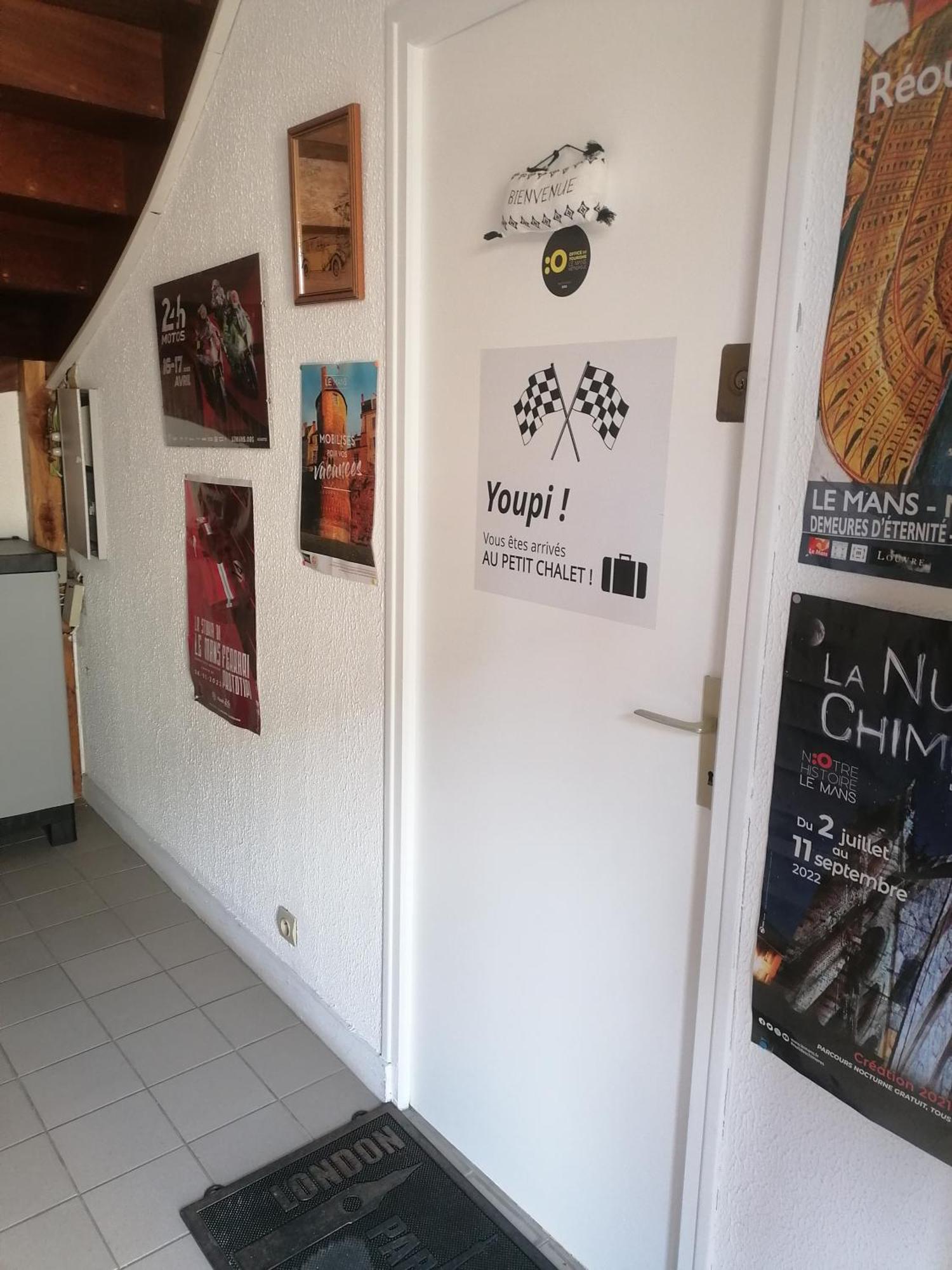 Le Petit Chalet -Appartement Proche De La Vieille Ville , Du Centre Ville Et Du Tram- Petit Dejeuner Offert Le Mans Esterno foto